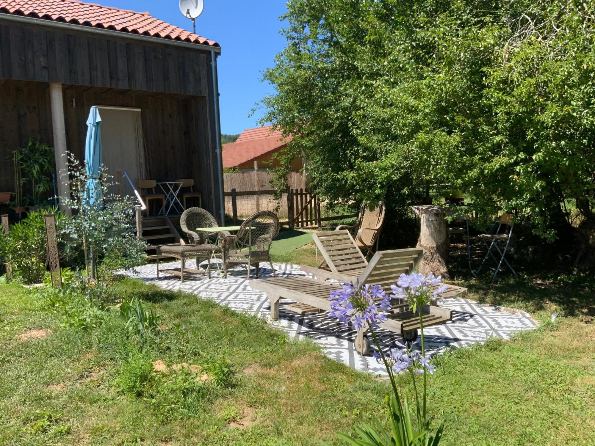 Gite Wildflower Lane Valojoulx Exterior foto